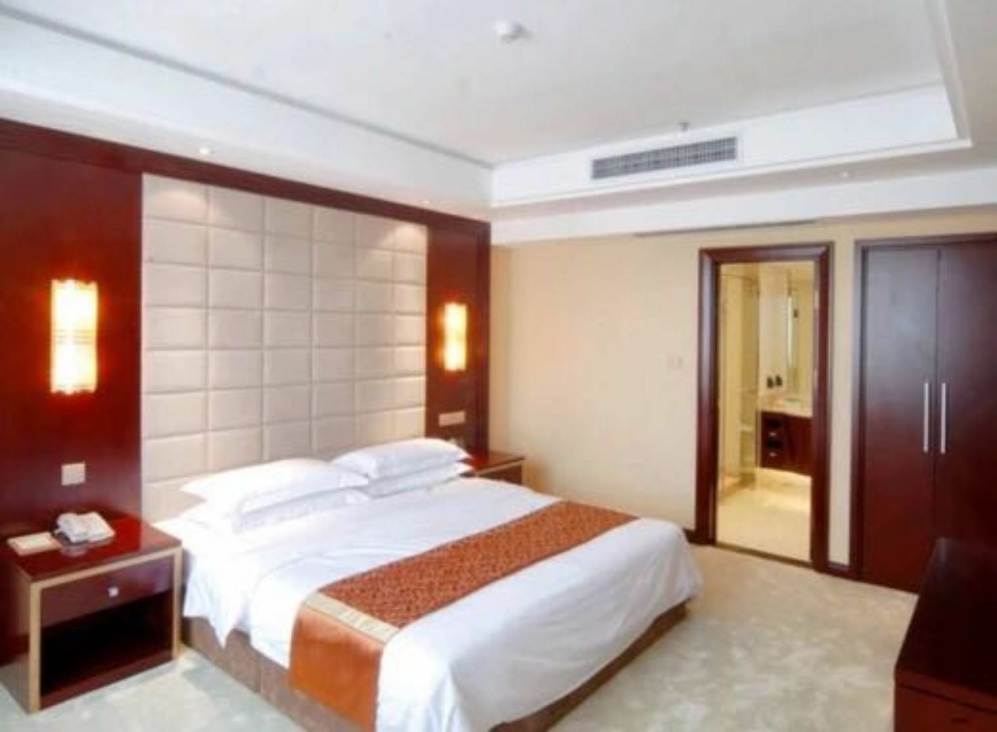 Shenyang Civil Aviation Hotel Buitenkant foto