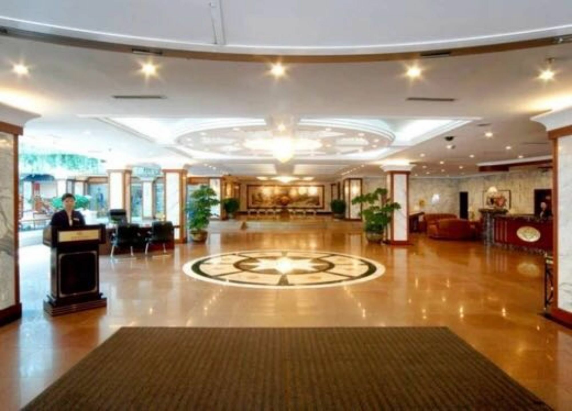 Shenyang Civil Aviation Hotel Buitenkant foto
