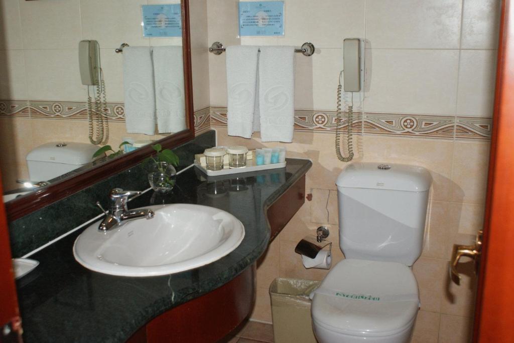 Shenyang Civil Aviation Hotel Buitenkant foto