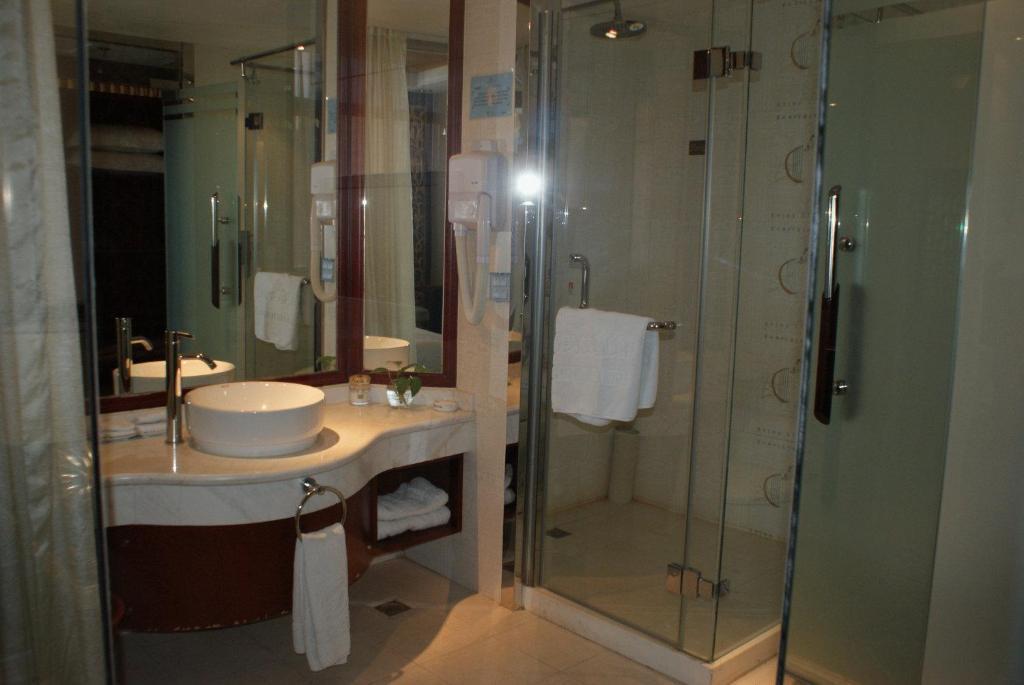 Shenyang Civil Aviation Hotel Buitenkant foto